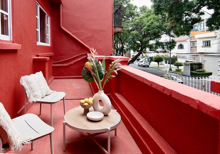 Stunning house steps from Masaryk, Polanco